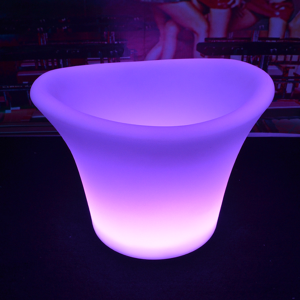 Remote-control-rechargeable-color-changing-illuminated-ice-bucket-Bar-ice-bucket