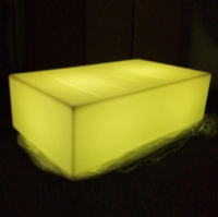 Light Up Glowing Plastic Cube Led Table KFT-1240